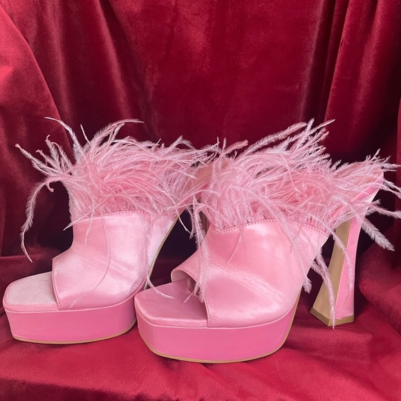 Fashion Nova Pink Feathered Platform Heels - Picture 4 of 9